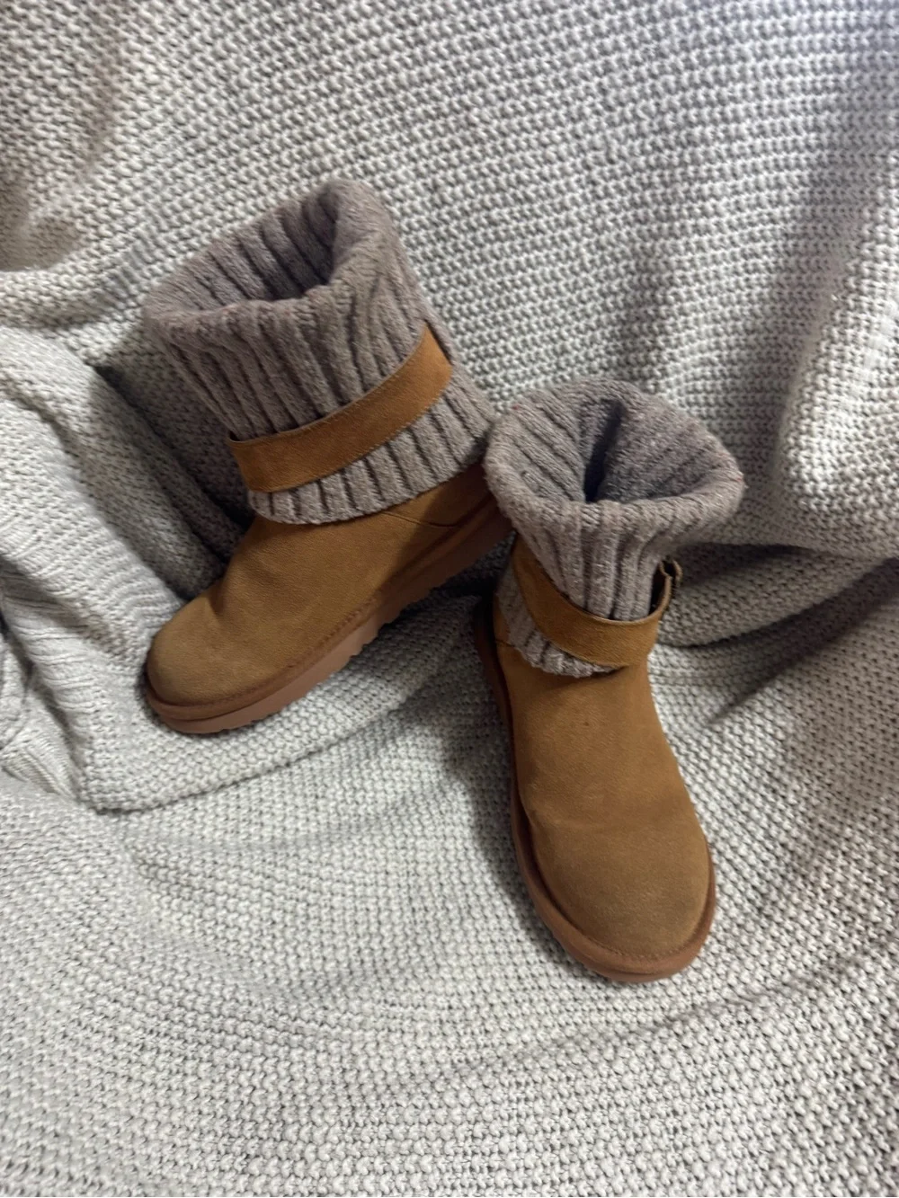 UGG Chestnut Suede Knit-Cuff Winter Boots